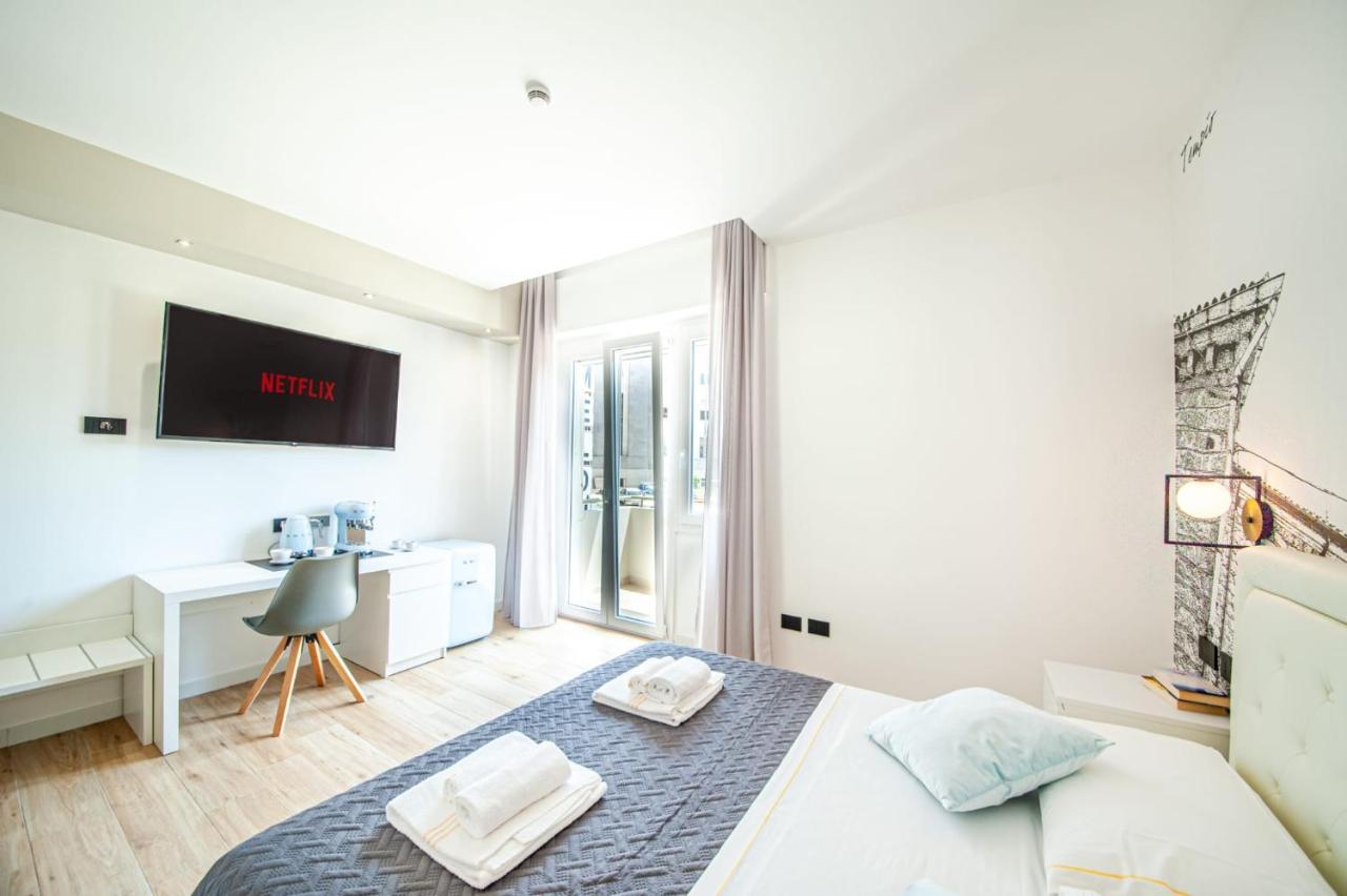 Eleonore Elegant Rooms Cagliari Ngoại thất bức ảnh