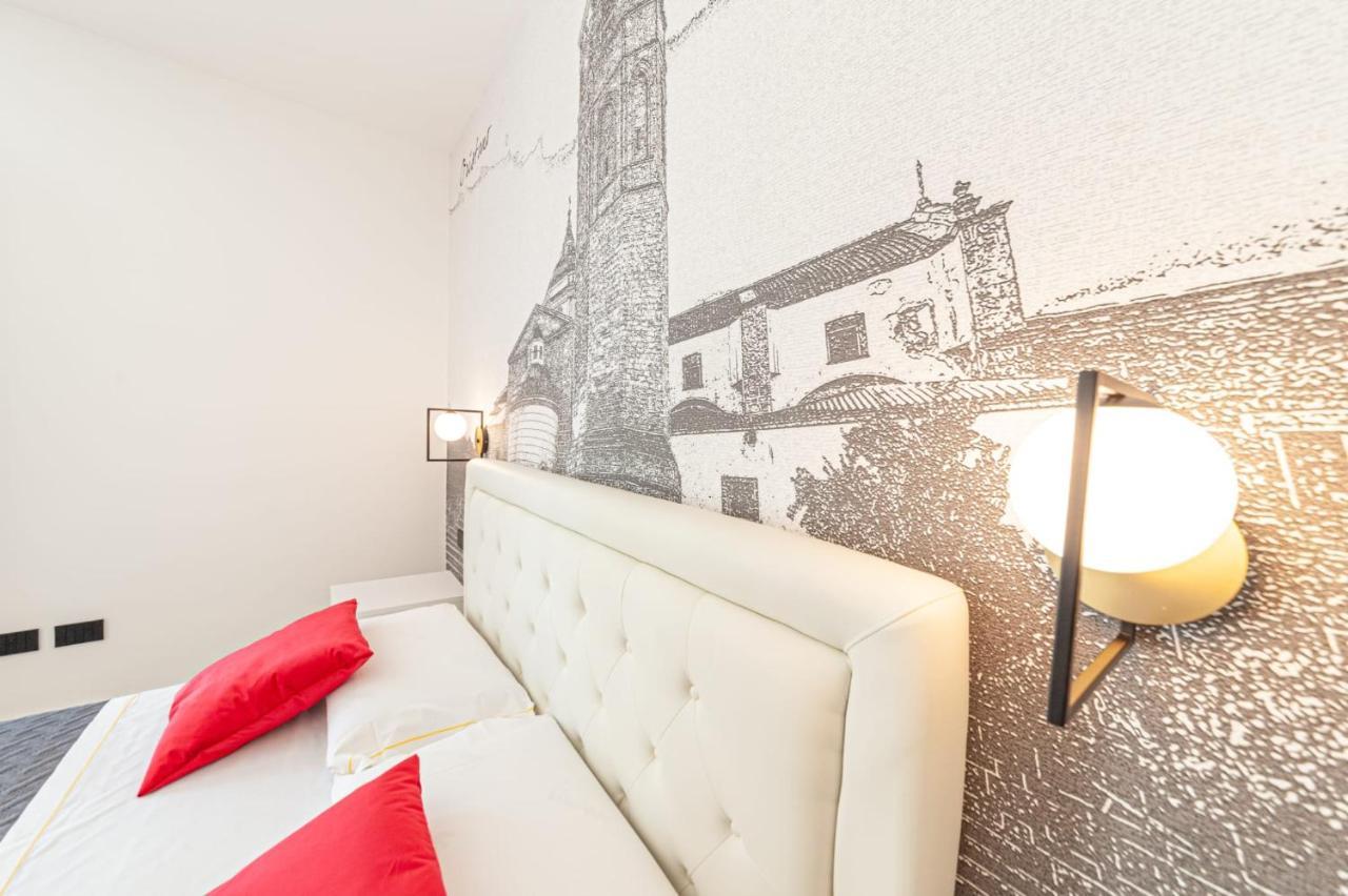 Eleonore Elegant Rooms Cagliari Ngoại thất bức ảnh