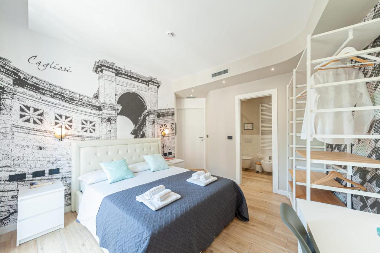 Eleonore Elegant Rooms Cagliari Ngoại thất bức ảnh