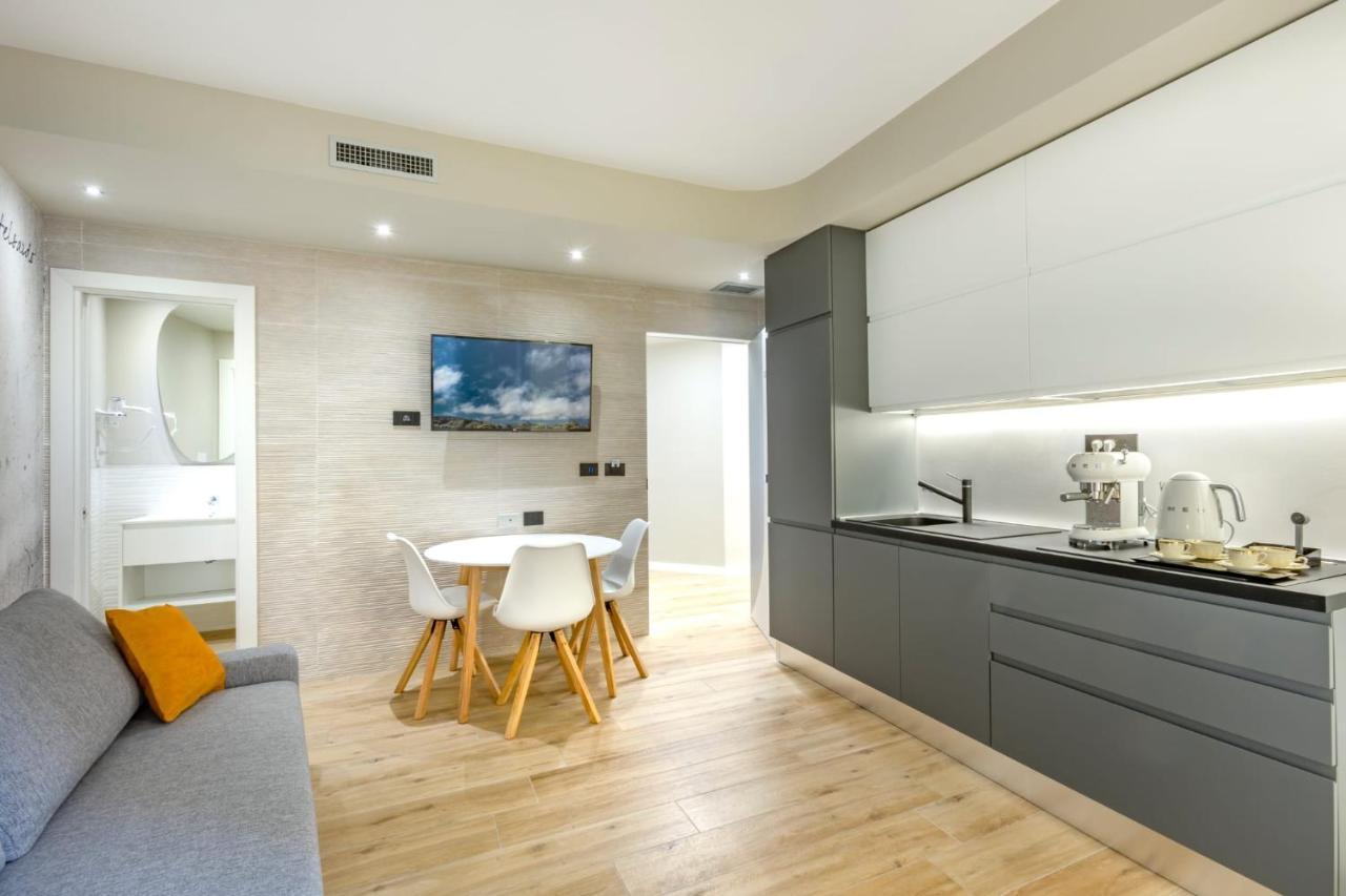 Eleonore Elegant Rooms Cagliari Ngoại thất bức ảnh